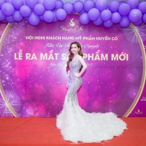  Lễ ra mắt sản phẩm